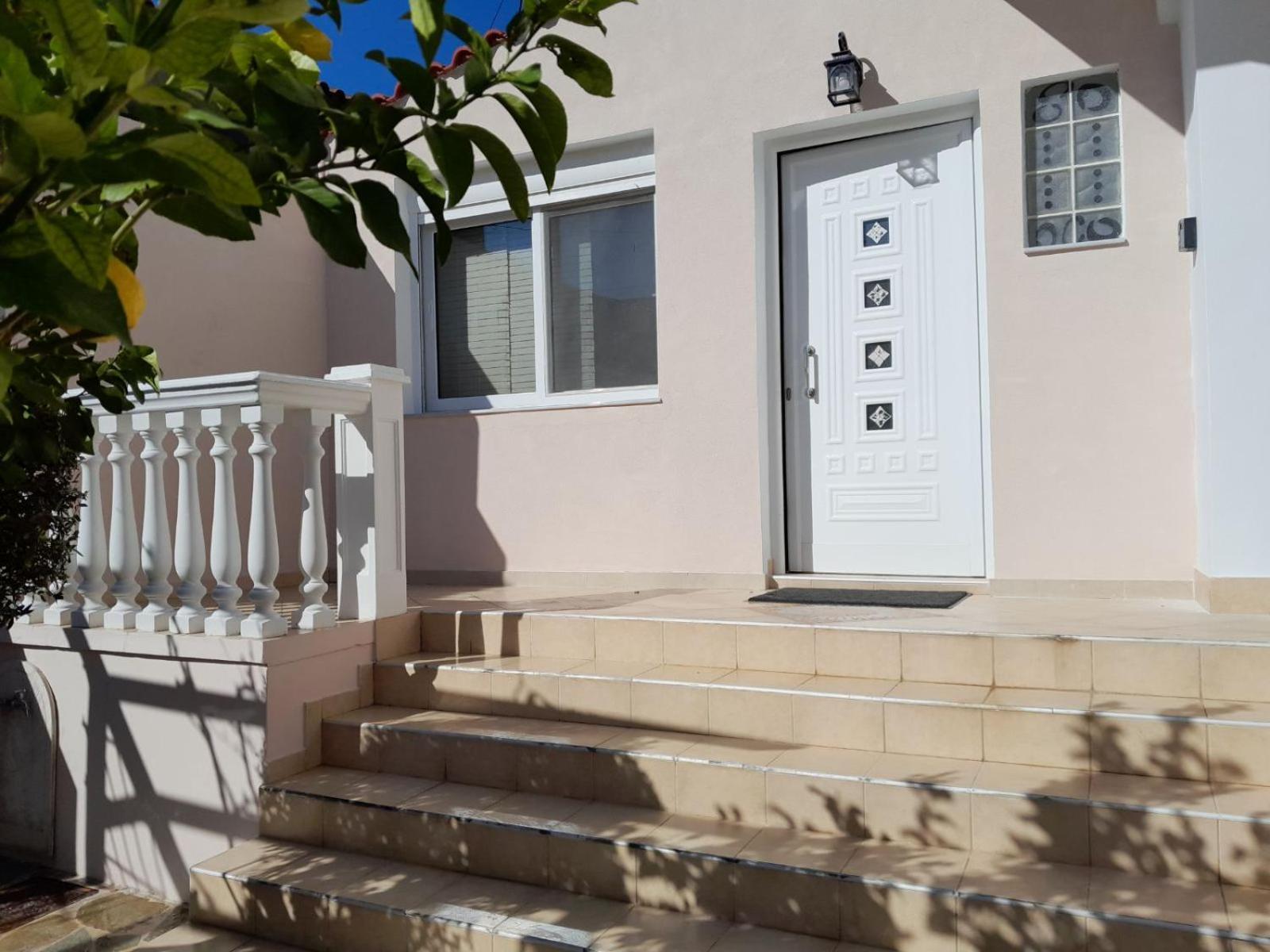 Omorfi Poli 120 Sqm Apartment Nauplion Zewnętrze zdjęcie